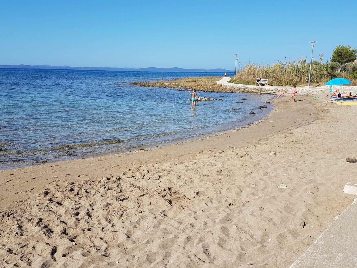 Apartmani Lorena Privlaka  Luaran gambar