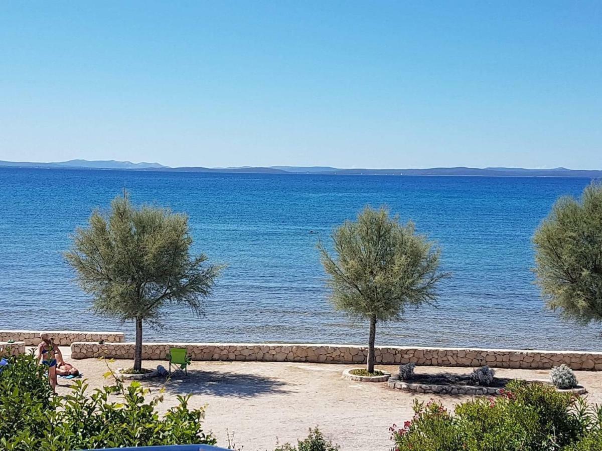 Apartmani Lorena Privlaka  Luaran gambar