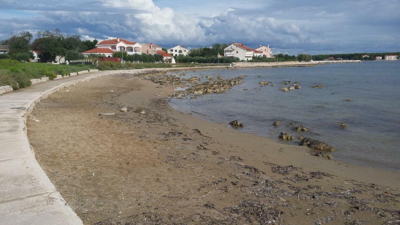 Apartmani Lorena Privlaka  Luaran gambar
