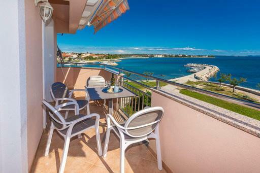 Apartmani Lorena Privlaka  Luaran gambar