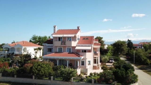 Apartmani Lorena Privlaka  Luaran gambar
